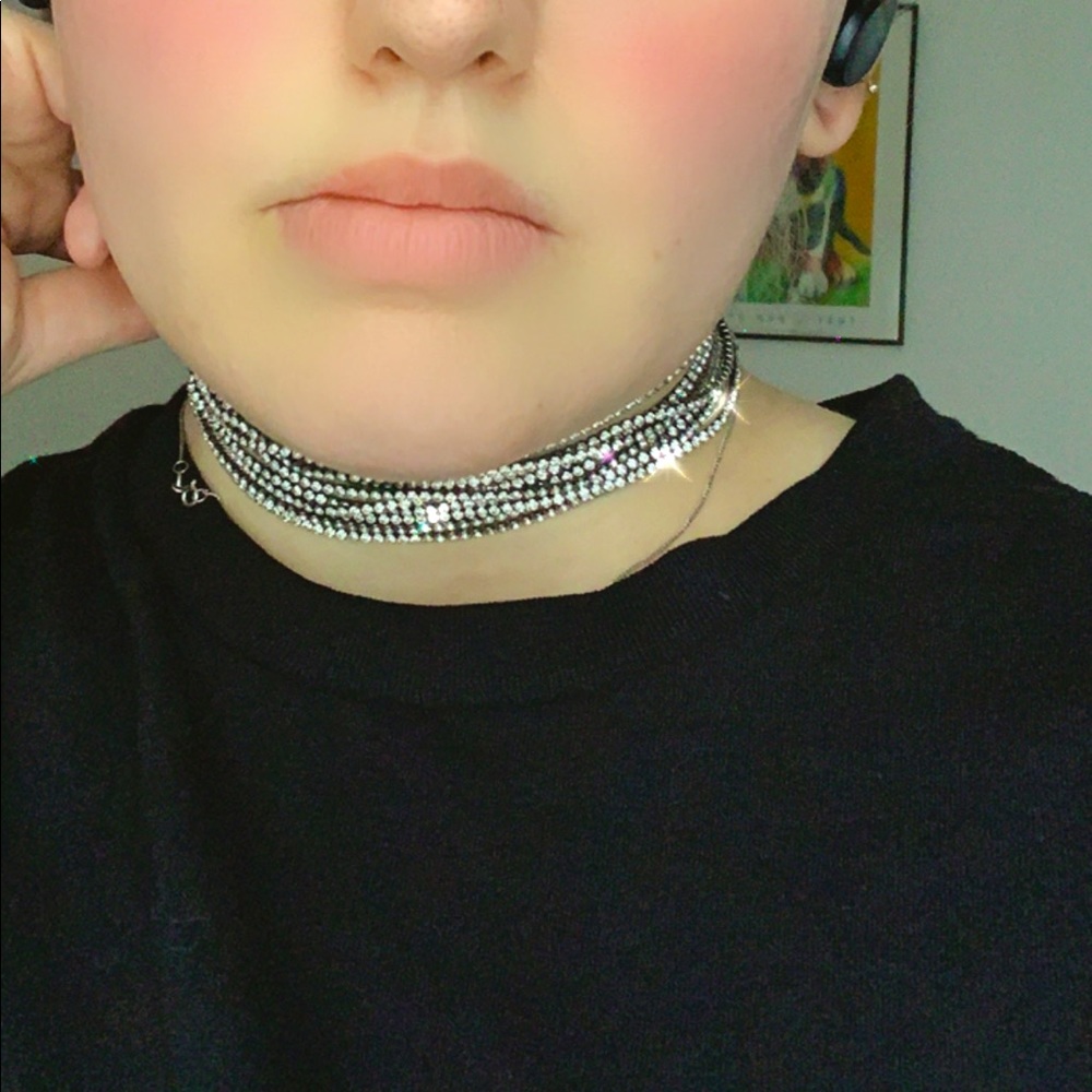 DARK GREY CHOKER NECKLACE